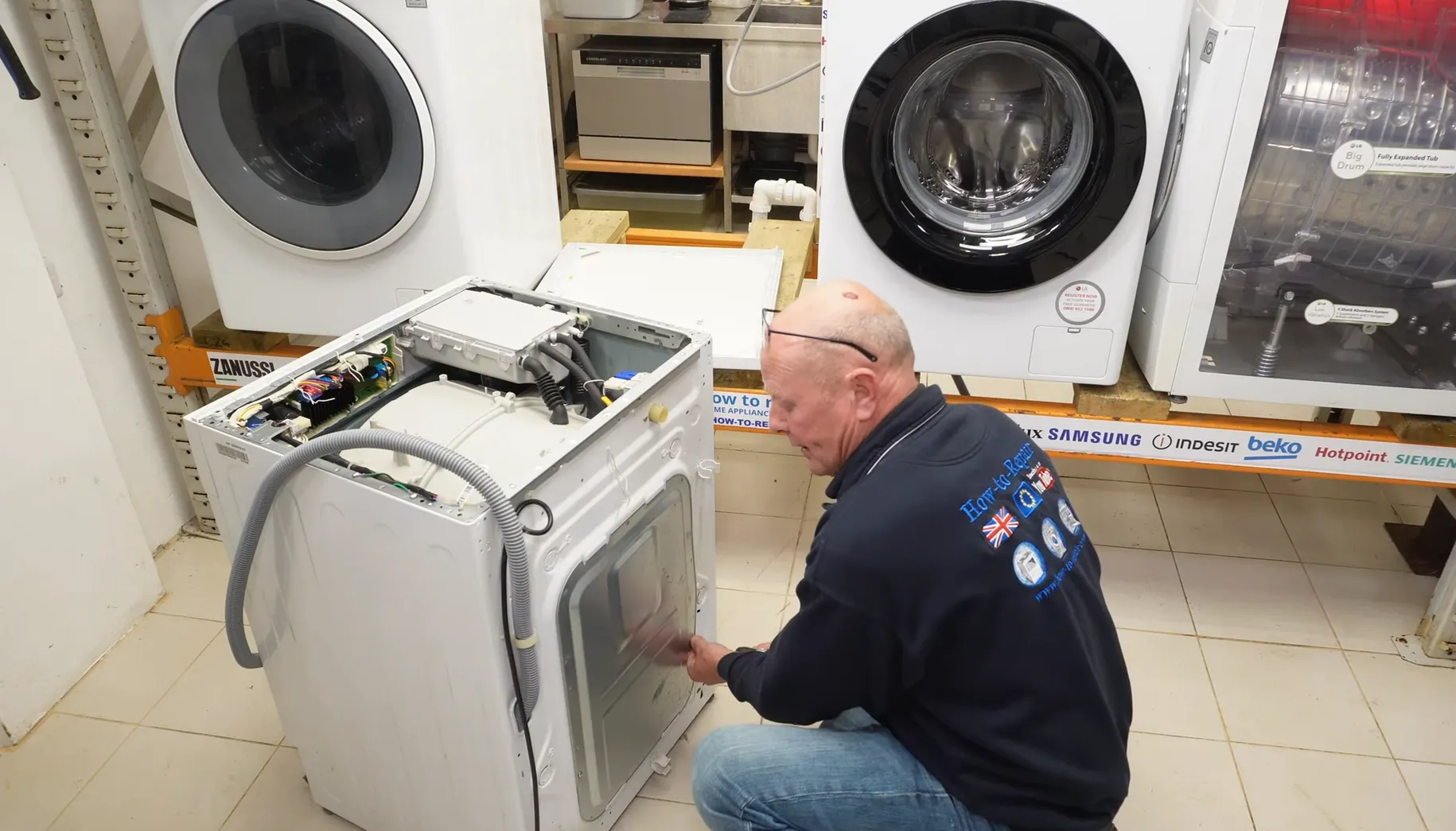 Samsung washer is opening